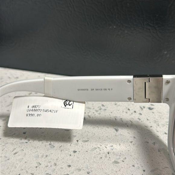 GIVENCHY white sunglasses (2) - Picture 4 of 4